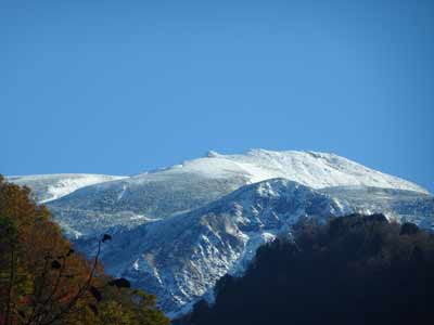 冠雪の白山