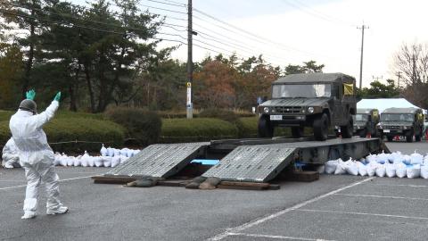 自衛隊道路けいかい