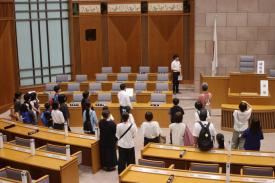 議場見学