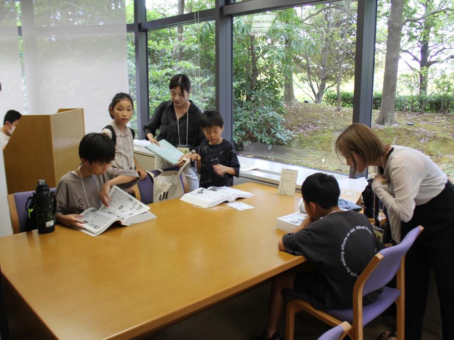 議会図書室で誕生日の新聞記事探し