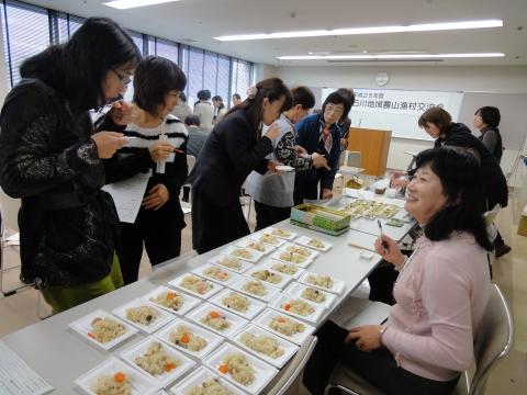 試食会の様子