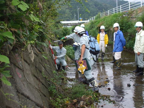 写真  調査手法等や判定について確認