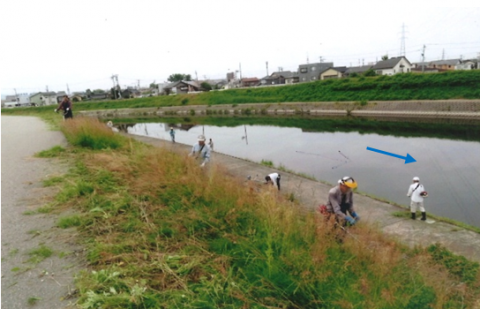 磯部町河川愛護会活動風景の写真