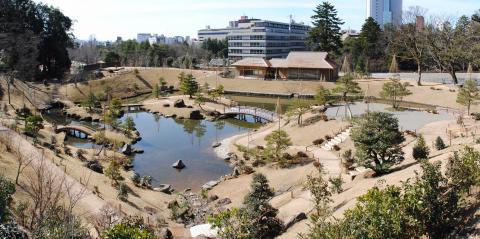 庭園全景（松坂より）