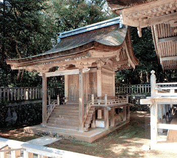 摂社若宮神社本殿