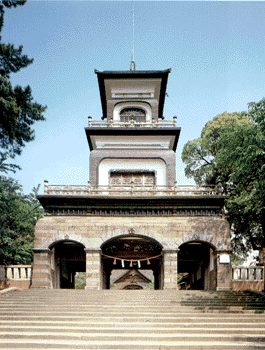 尾山神社神門