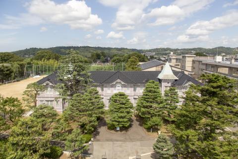 旧石川県第二中学校本館