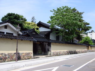 城南荘（旧横山邸）居宅・土蔵