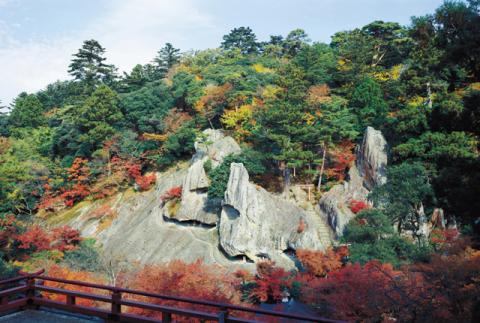 おくのほそ道の風景地 那谷寺境内（奇石）