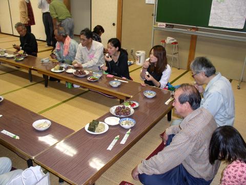 昼食の様子