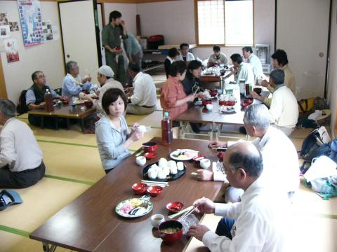 昼食の様子