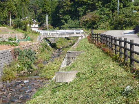 作業後の川沿い