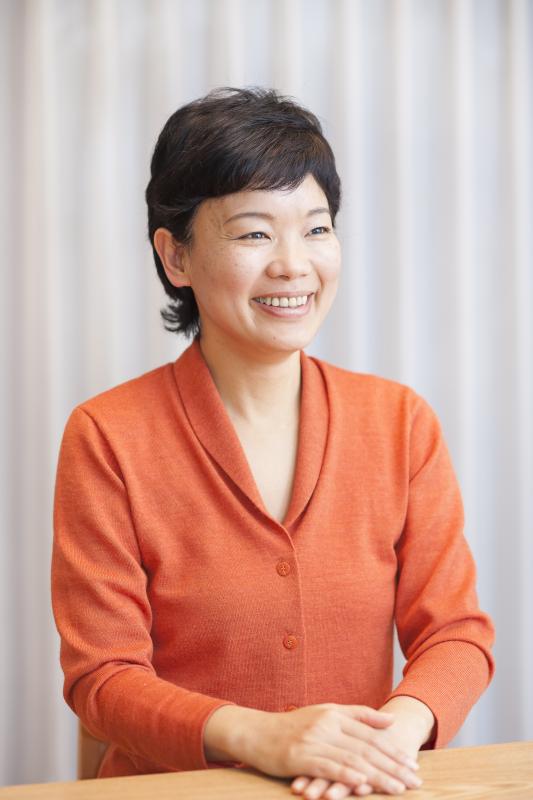 島村菜津氏