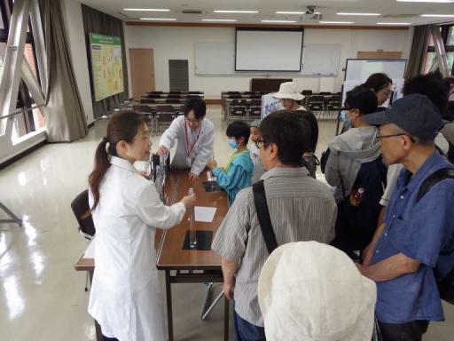 水の実験教室（原水濁度の測定体験）