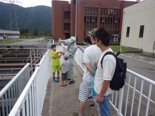 沈でん池の見学