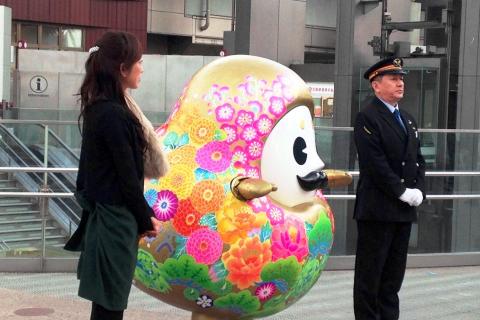 金沢駅長とひゃくまんさん