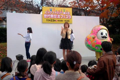 北陸新幹線開業PR曲に合わせて踊るひゃくまんさん