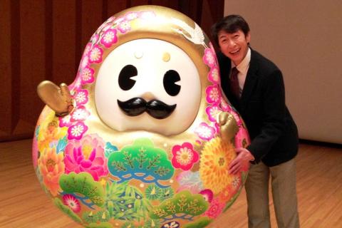 石川県観光大使の篠井英介さんと一緒に